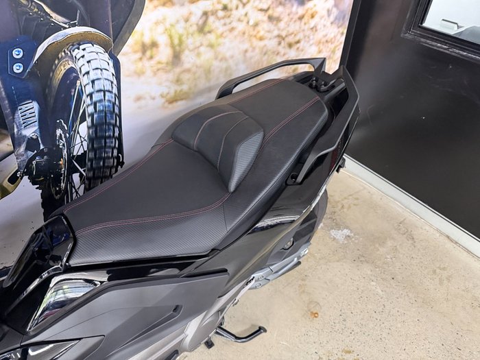 2024 Kymco AK 550 ABS Grey