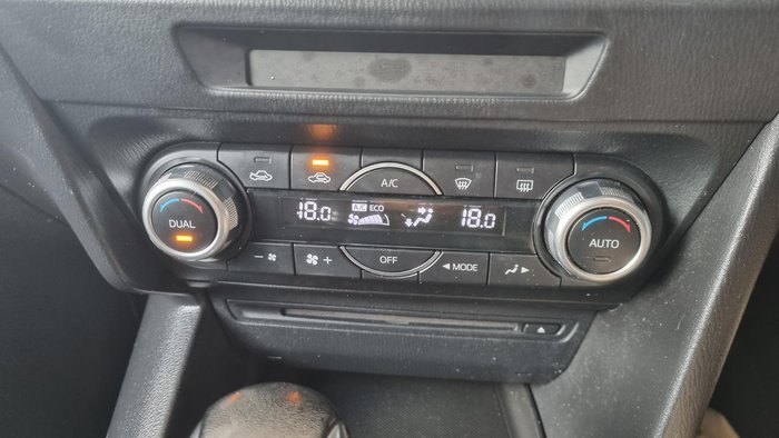 2015 Mazda 3 SP25