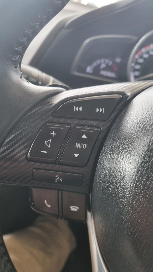 2015 Mazda 3 SP25