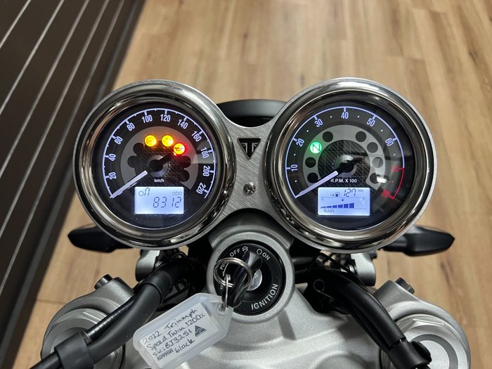 2022 TRIUMPH SPEED TWIN Black