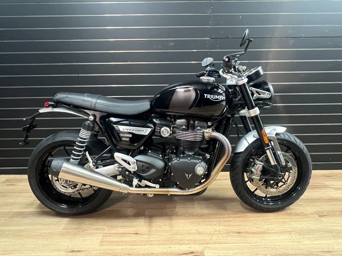 2022 TRIUMPH SPEED TWIN Black
