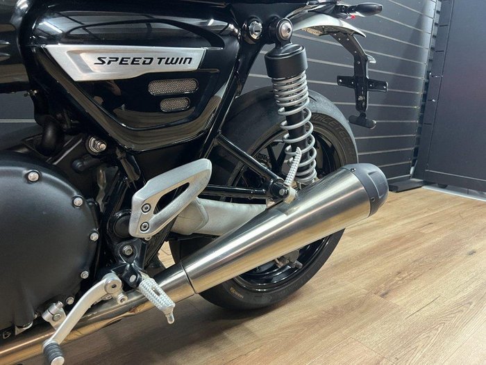 2022 TRIUMPH SPEED TWIN Black