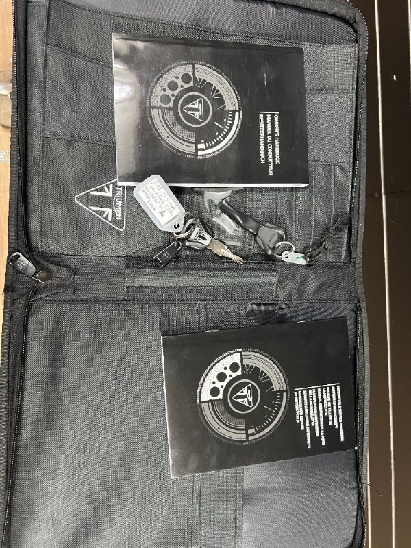 2022 TRIUMPH SPEED TWIN Black