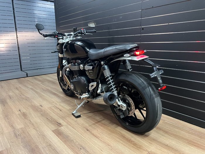 2022 TRIUMPH SPEED TWIN Black