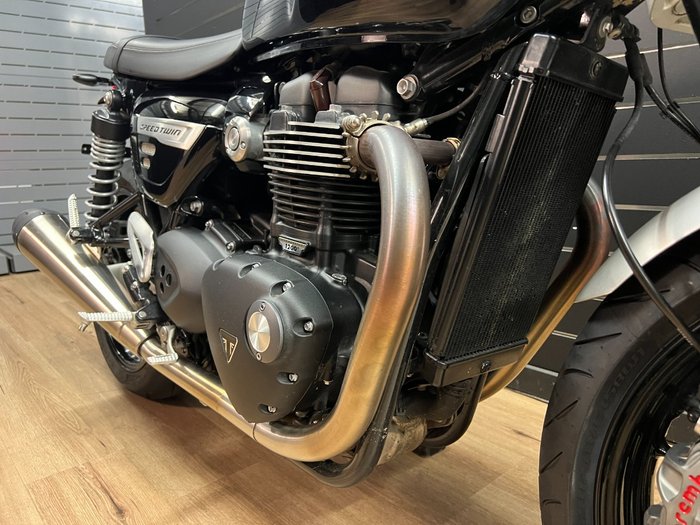 2022 TRIUMPH SPEED TWIN Black