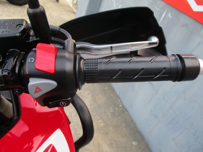 2022 Honda CB500XA (NX500) RED