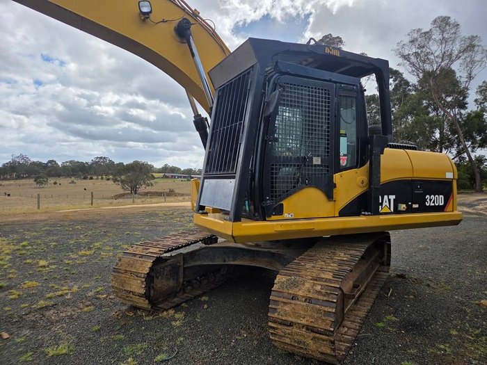 2008 Caterpillar 320D