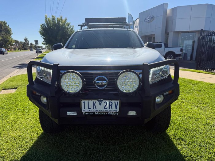 2017 Nissan Navara SL