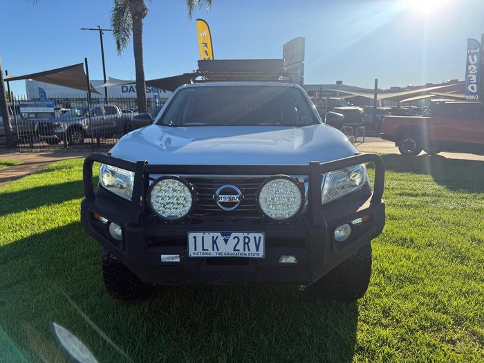 2017 Nissan Navara SL
