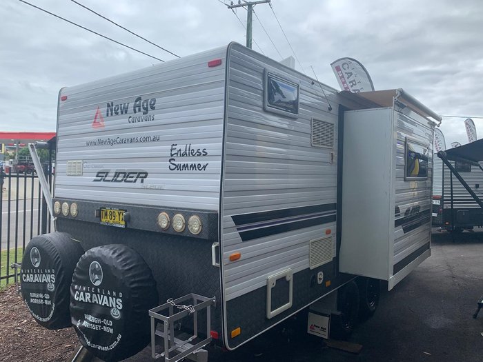 2014 New Age Caravans Oz Classic Slider