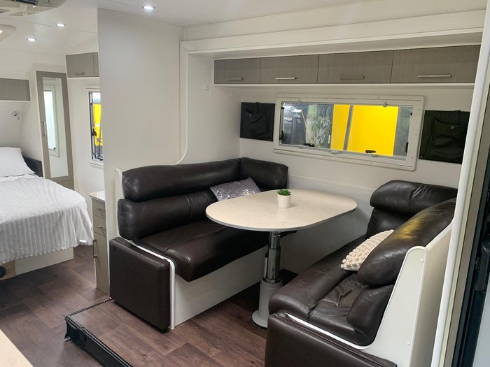 2014 New Age Caravans Oz Classic Slider