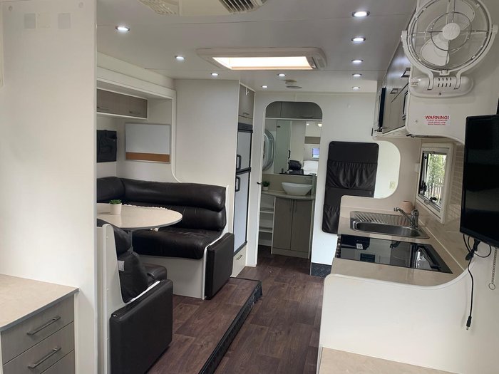 2014 New Age Caravans Oz Classic Slider