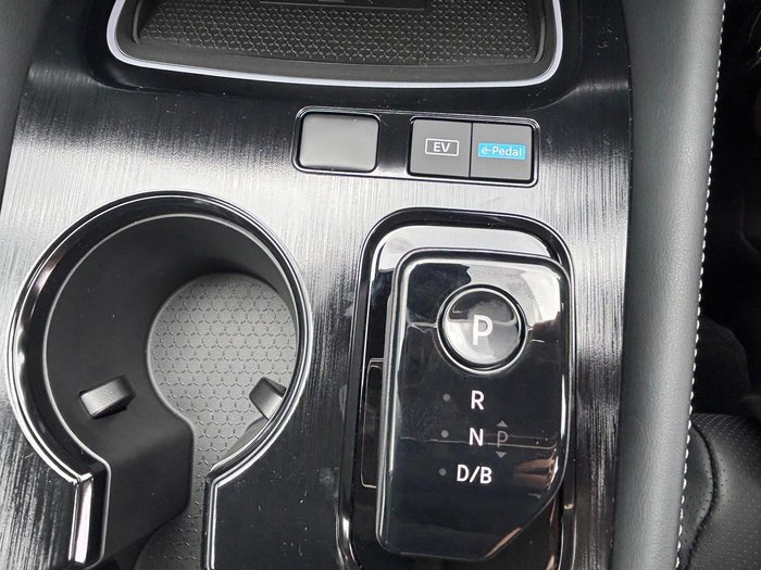 2026 Nissan X-TRAIL Ti-L e-POWER T33 MY26 Four Wheel Drive Deep Ocean Blue/Black Roof