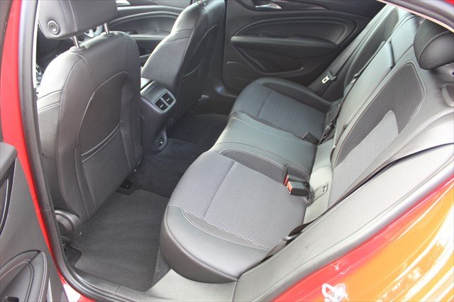 2017 Holden Commodore RS