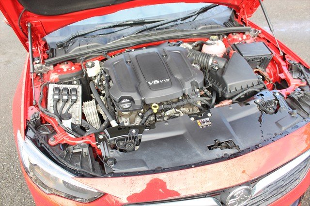 2017 Holden Commodore RS