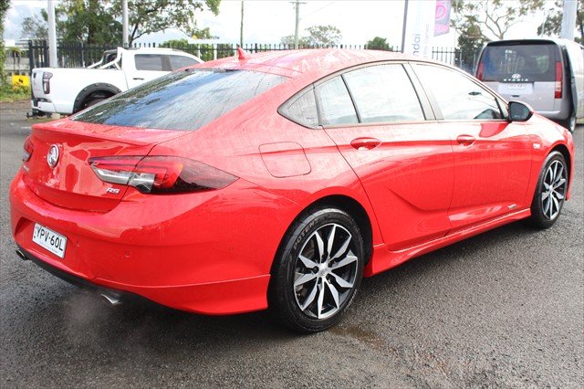 2017 Holden Commodore RS