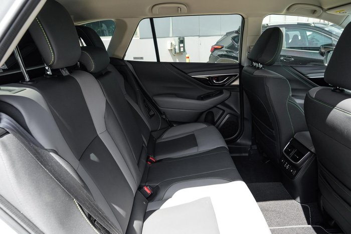 2025 Subaru Outback AWD Sport