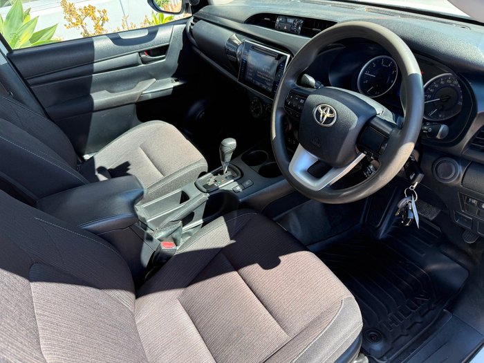 2018 Toyota Hilux SR