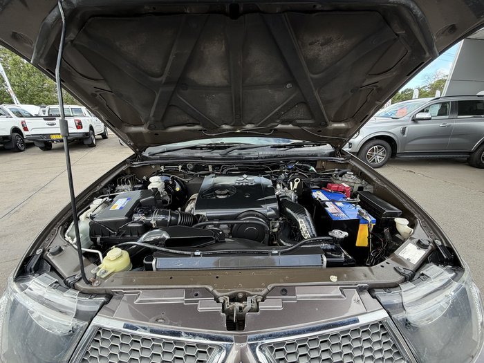 2015 Mitsubishi Triton