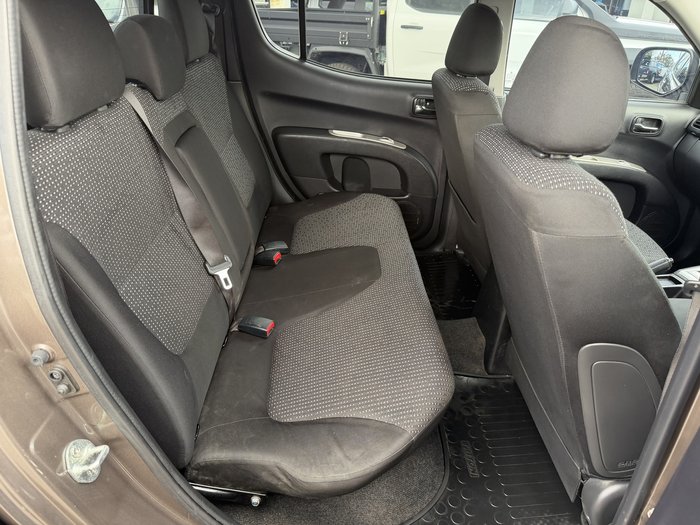 2015 Mitsubishi Triton