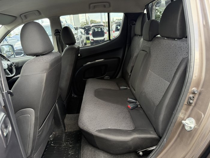 2015 Mitsubishi Triton