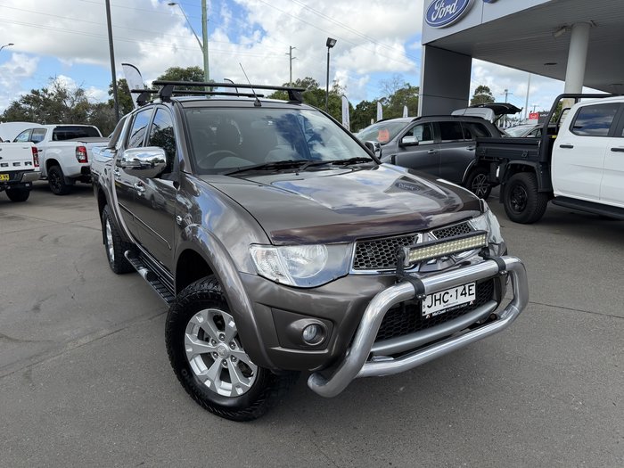 2015 Mitsubishi Triton