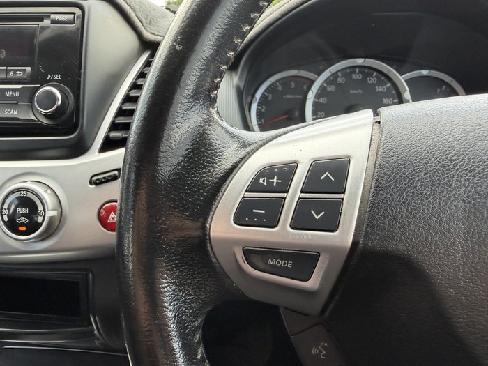 2015 Mitsubishi Triton