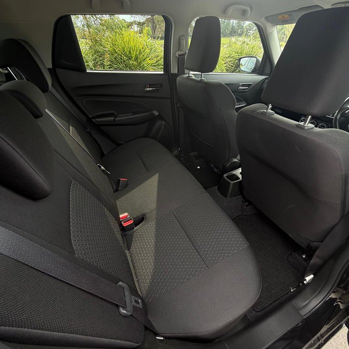 2017 Suzuki Swift GLX Turbo