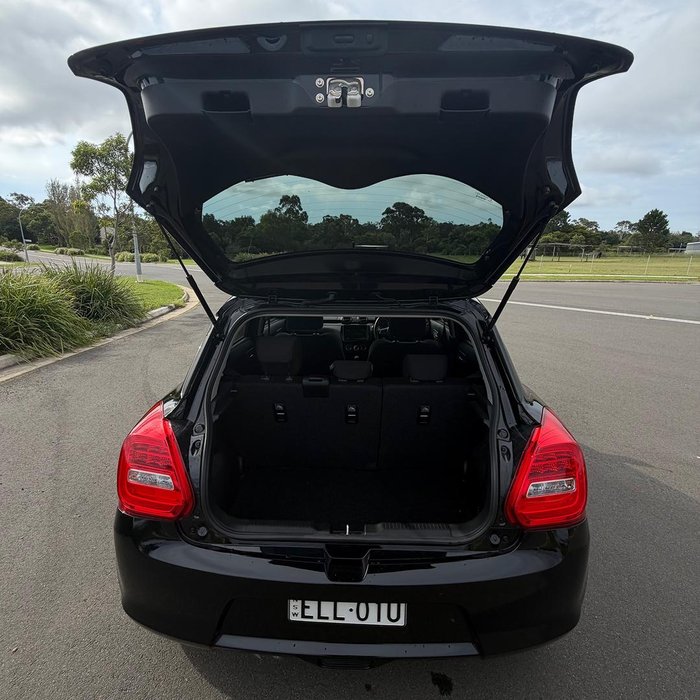 2017 Suzuki Swift GLX Turbo