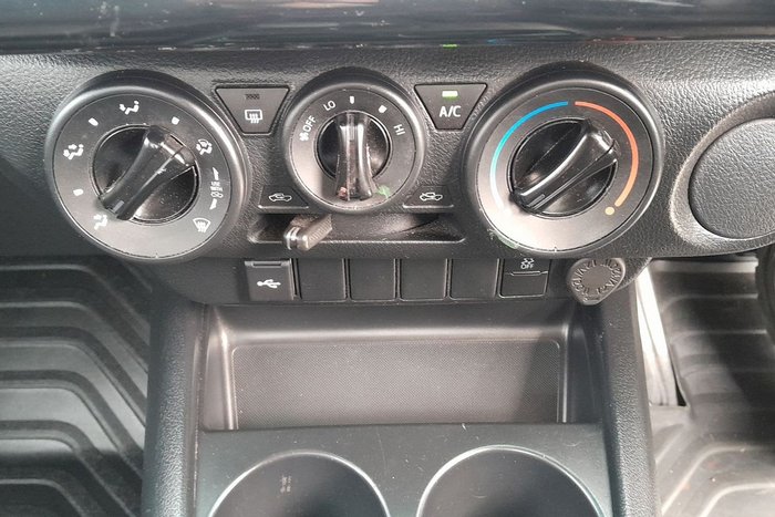 2025 Toyota Hilux Workmate