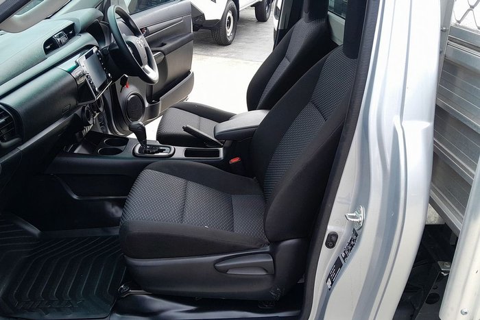 2025 Toyota Hilux Workmate