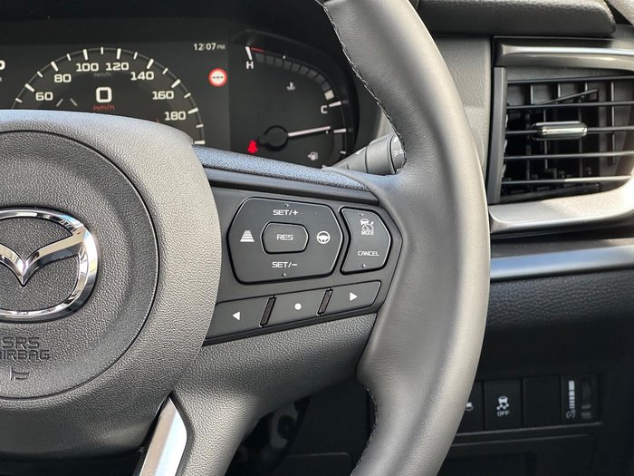 2025 Mazda BT-50 XTR