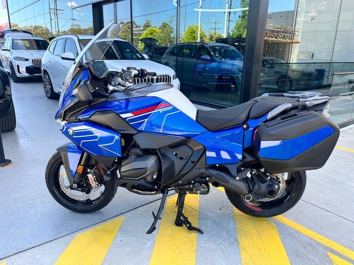 2025 BMW R 1300 RT Impulse