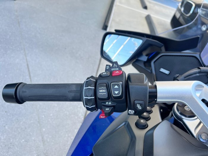 2025 BMW R 1300 RT Impulse