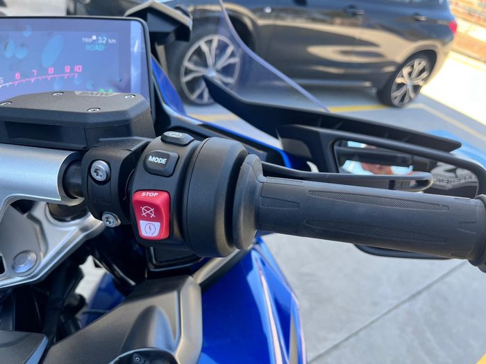 2025 BMW R 1300 RT Impulse