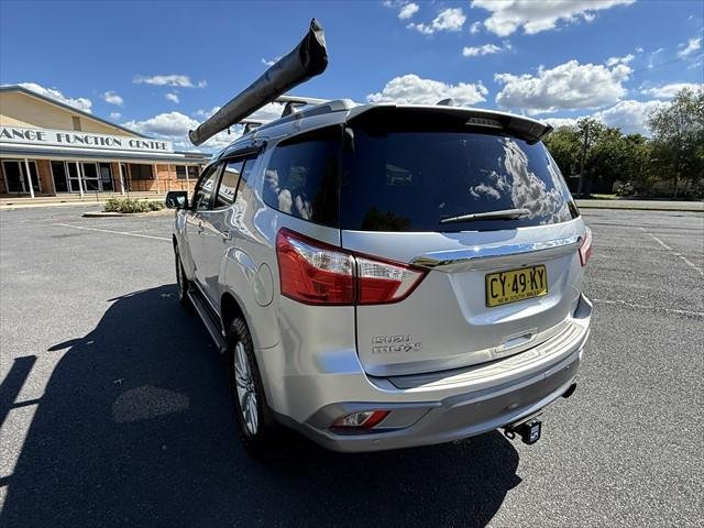 2017 Isuzu MU-X LS-T