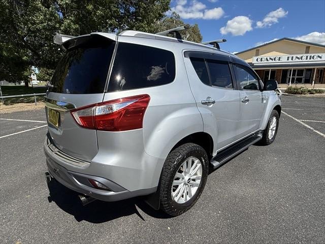 2017 Isuzu MU-X LS-T