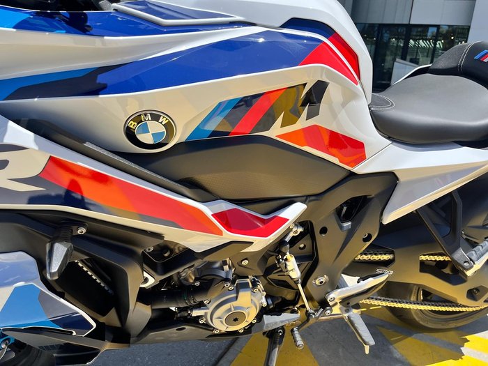 2025 BMW M 1000 XR