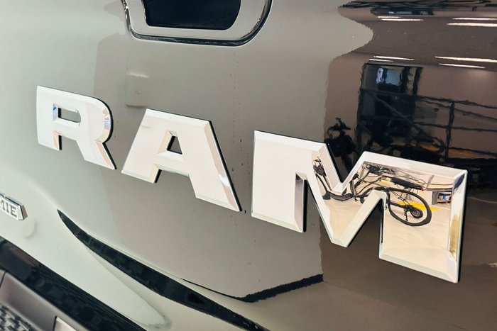2025 RAM 1500 Laramie Sport Hurricane SO RamBox