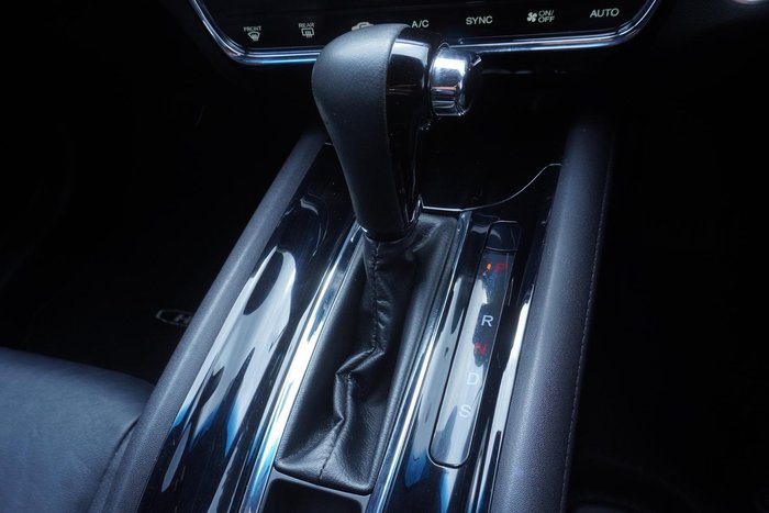 2017 Honda HR-V VTi-L