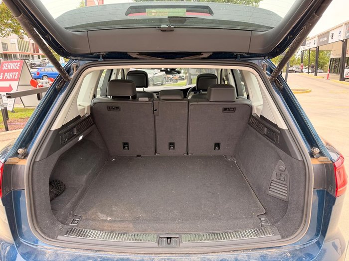 2022 Volkswagen Touareg 210TDI Elegance