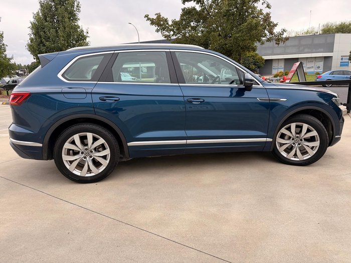 2022 Volkswagen Touareg 210TDI Elegance