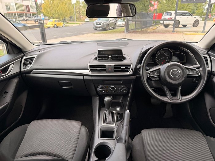 2017 Mazda 3 Neo