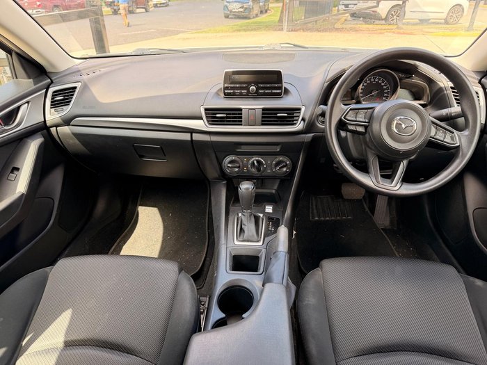 2017 Mazda 3 Neo