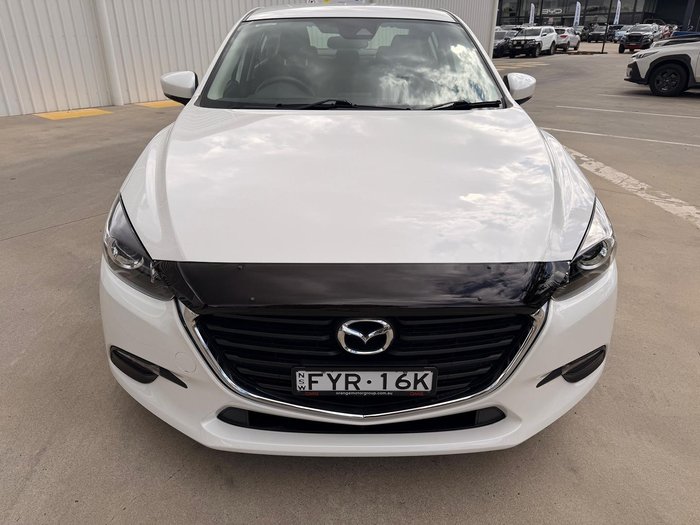 2017 Mazda 3 Neo