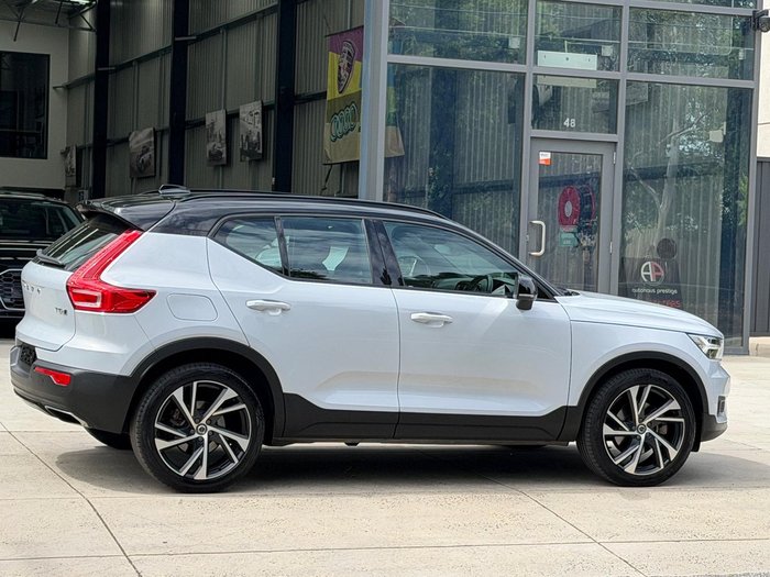 2020 Volvo XC40 T5 R-Design MY20 AWD Glacier Silver
