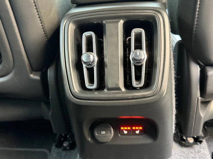 2020 Volvo XC40 T5 R-Design MY20 AWD Glacier Silver