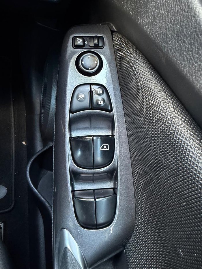 2022 Nissan JUKE ST+