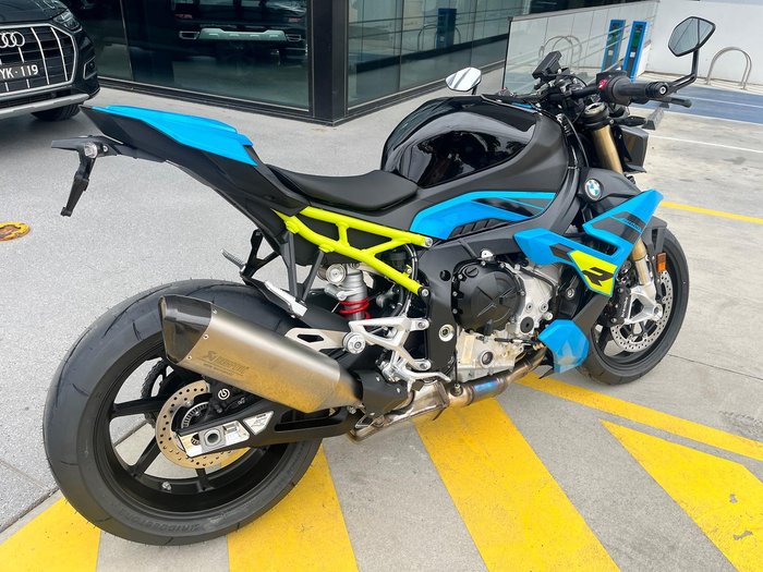 2025 BMW S 1000 R Race
