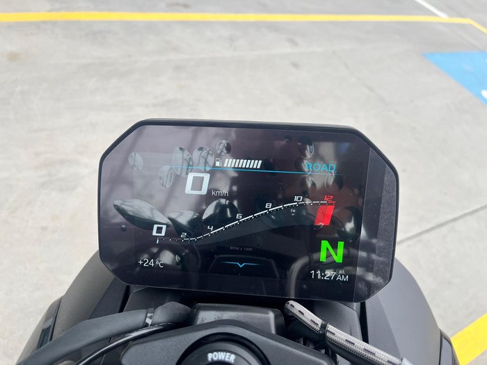 2025 BMW S 1000 R Race